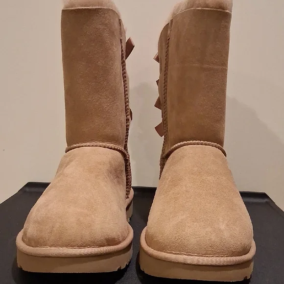 UGG Women's Bailey Bow II with Fawn Boots - Tan - Picture 4 of 9